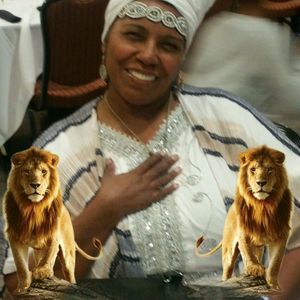 Meet your Posher, Alicia